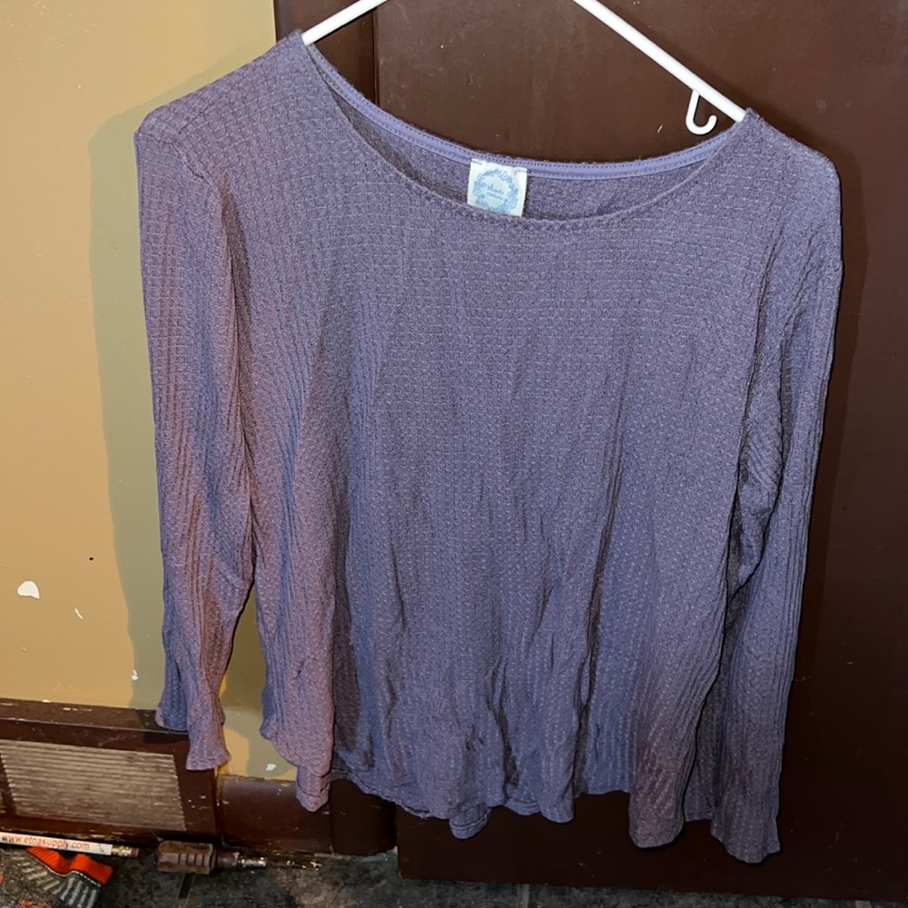 Worn once, waffle shirt with button accents on back